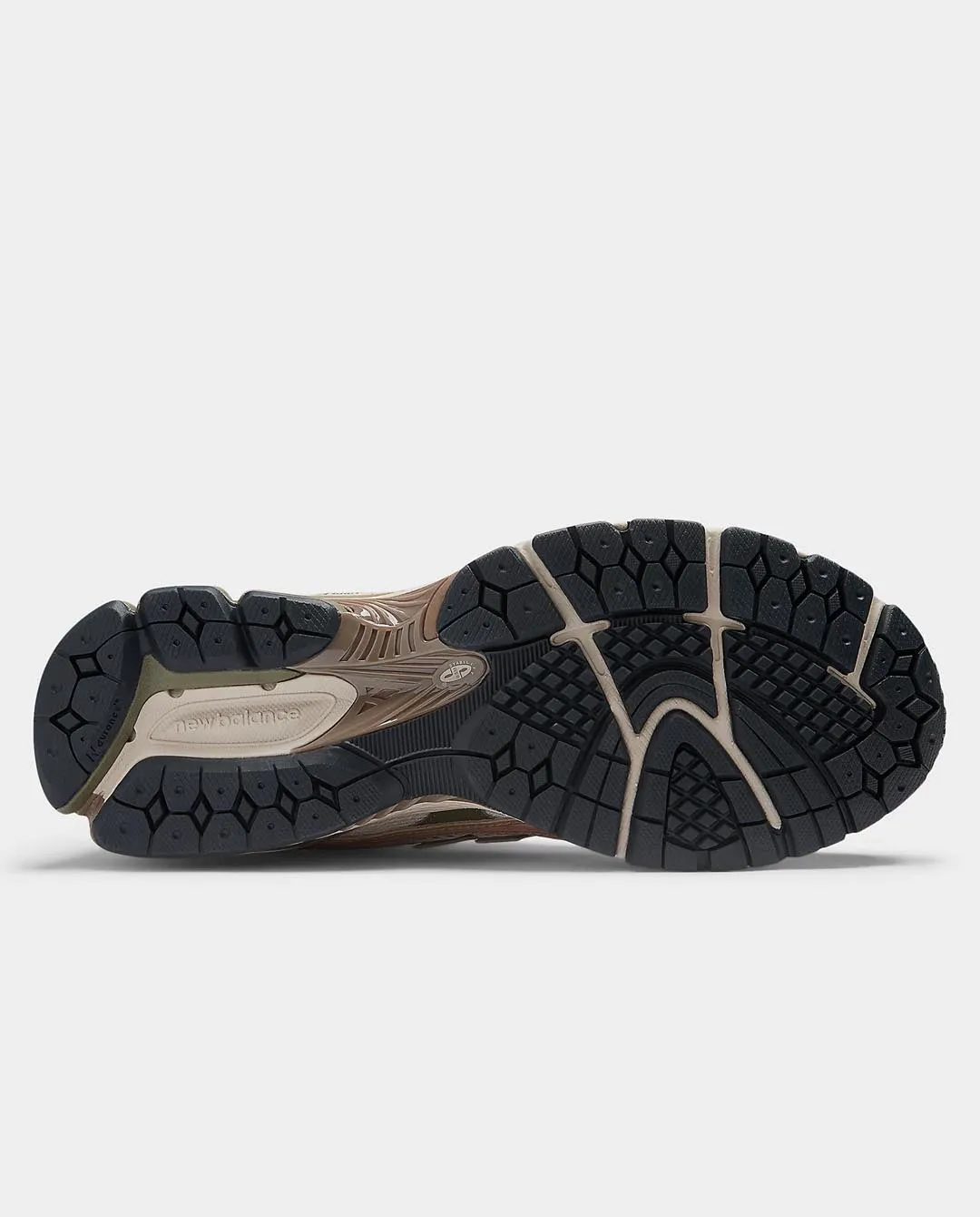 New Balance - 1906 Shoe - Linen/Dark Olivine